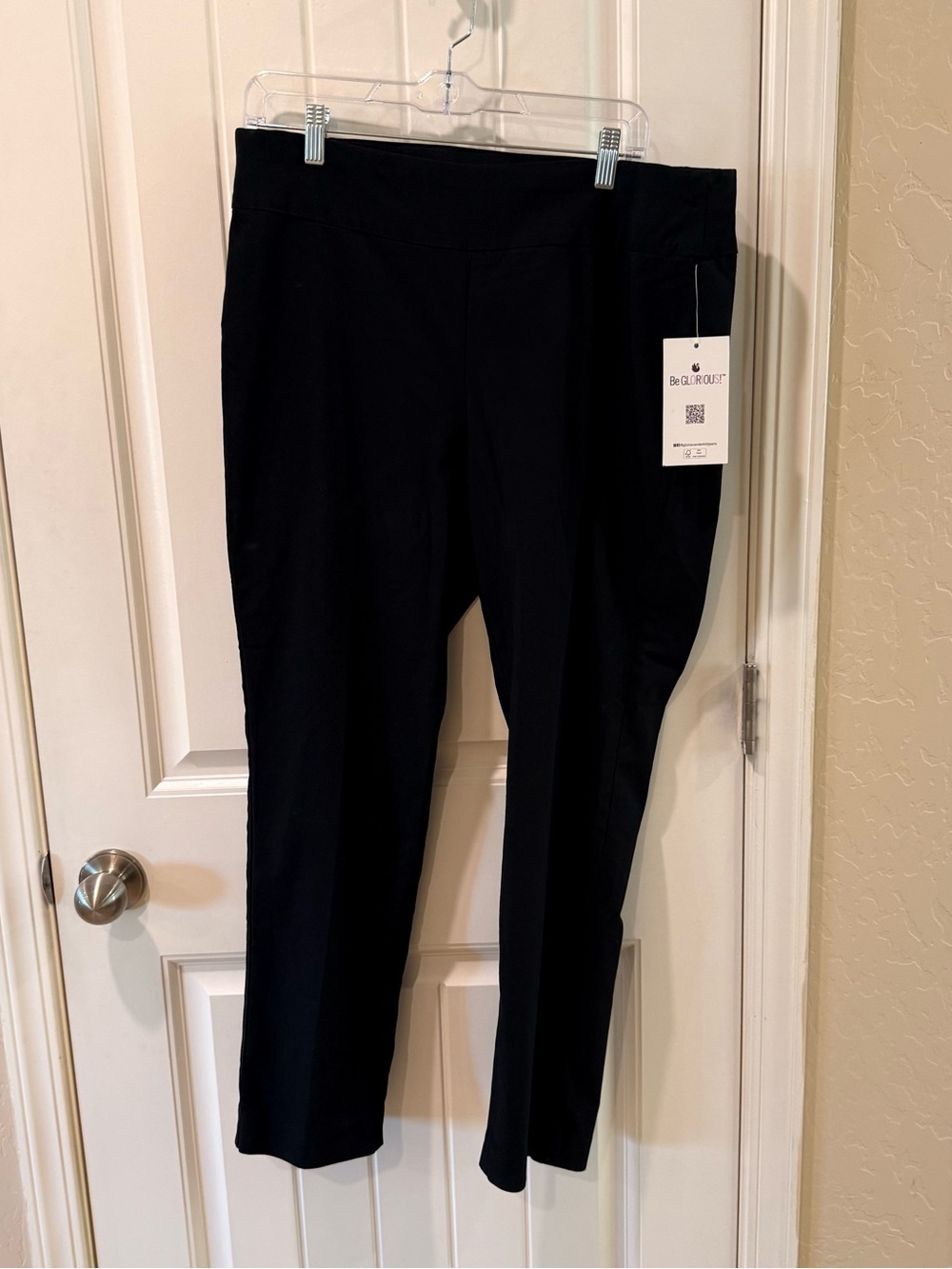 Gloria Vanderbilt Amanda 14P Black Pull On Slimming Pants NWT Petite - Picture 2 of 13